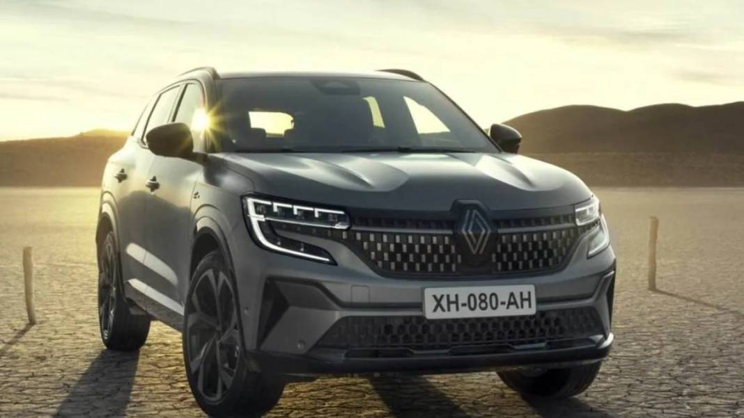 SUV alacaklara Renault'tan iyi haber! Tüm modellerde dev indirim ve 0.99 faiz müjdesi 5